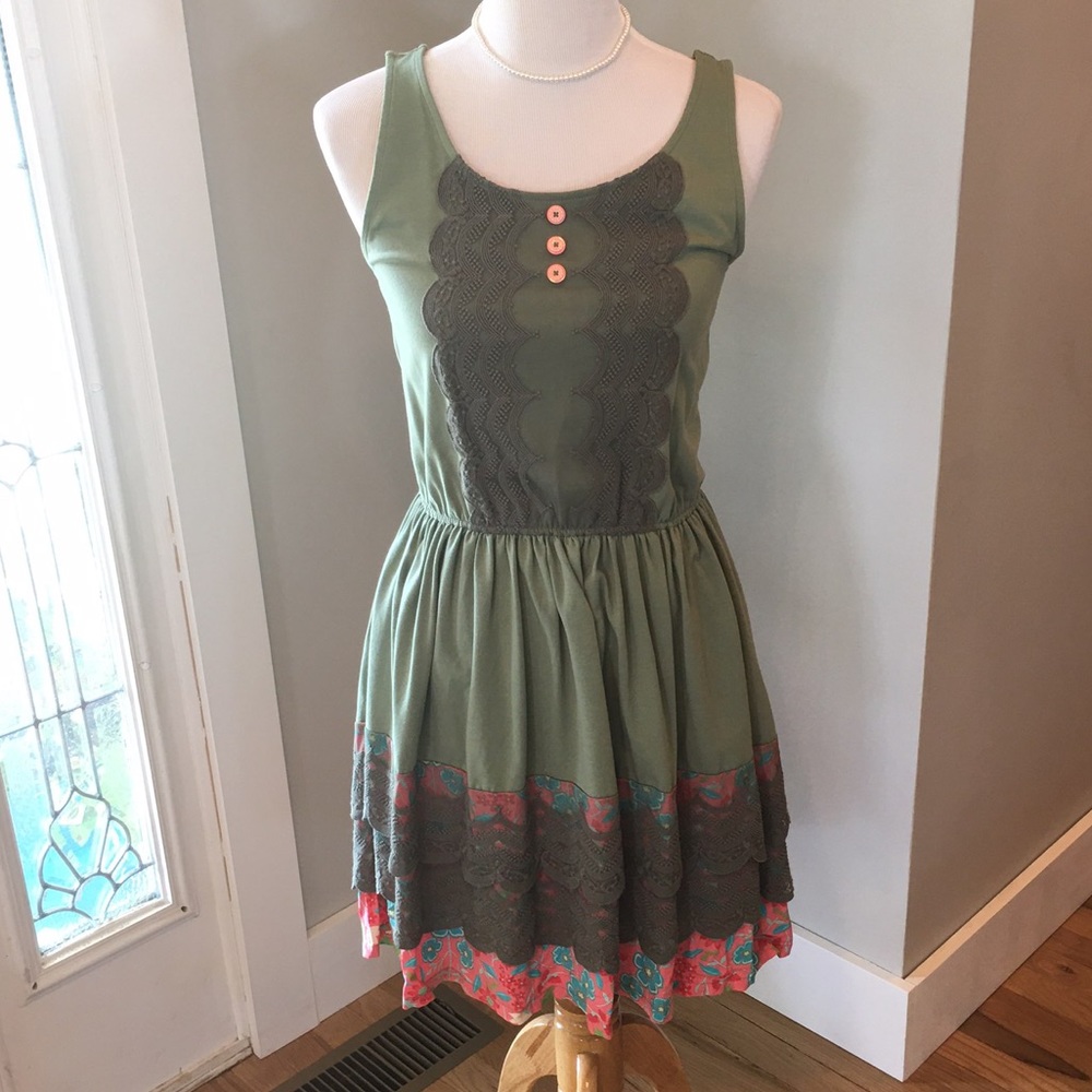 Matilda Jane Green and floral dress XS